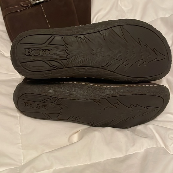 Born Evergreen Brown Leather Tall Riding Boots 7.5 - never wore them -too small. - Picture 3 of 6